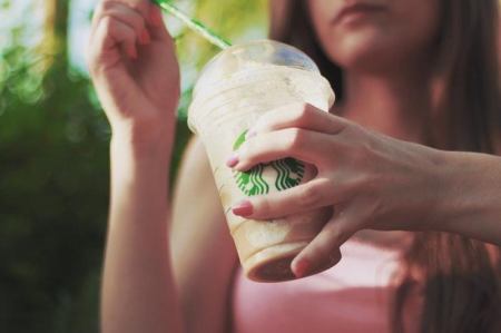 Dù đắt tiền nhưng bạn nên thử 10 món đồ uống ngon tại Starbucks Coffee